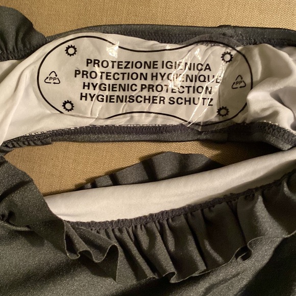 NWT Cupshe Sweet Smile Pewter Gray Ruffle Cutout Swimsuit - S - Picture 13 of 14